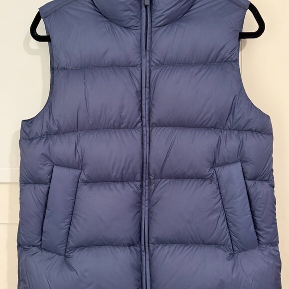 Lululemon Featherweight Down Vest (Size XXS but runs big) in Shade - Picture 9 of 16
